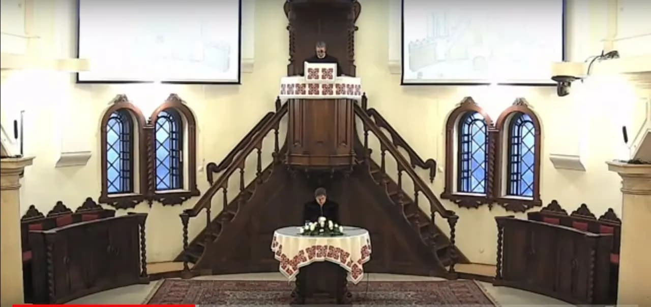 Vasárnapi istentisztelet: Mindenki maradjon otthon, nézzük élőben! - Nyíregyháza-Városi Református Egyházközség, 2020. március 18.