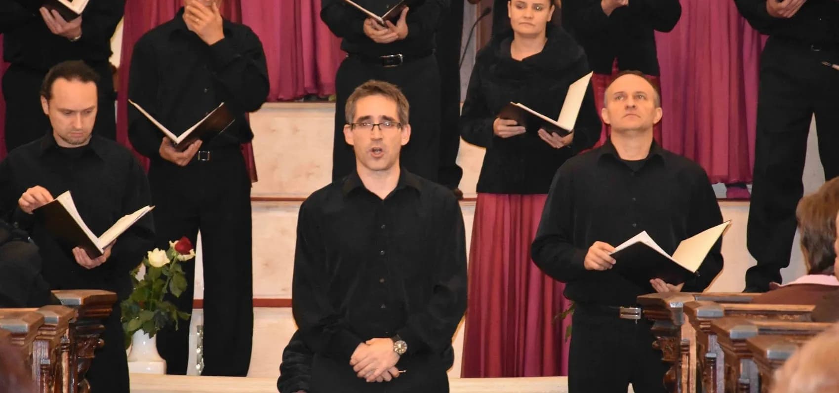 Nagypénteki istentisztelet a Cantemus Vegyeskar szolgálatával - VIDEÓ - Nyíregyháza-Városi Református Egyházközség, 2021. április 2.