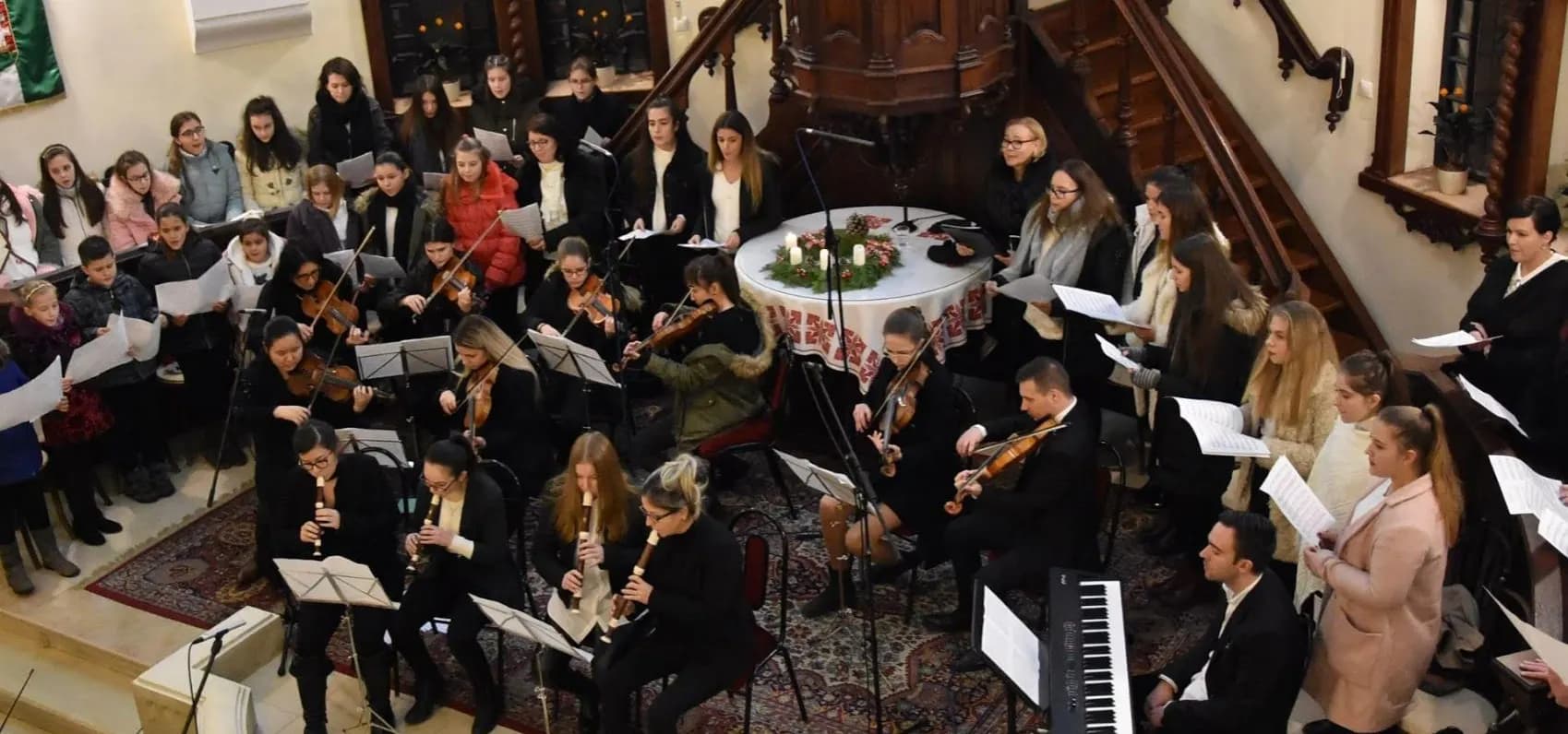 A Piccoli Archi vonószenekar karácsonyi hangversenye a templomban - Nyíregyháza-Városi Református Egyházközség, 2018. december 21.