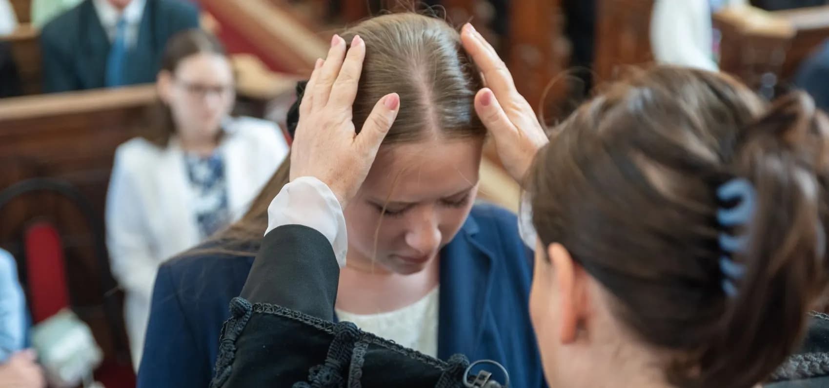 Fogadalmat tettek konfirmandusaink - Nyíregyháza-Városi Református Egyházközség, 2026. május 11.