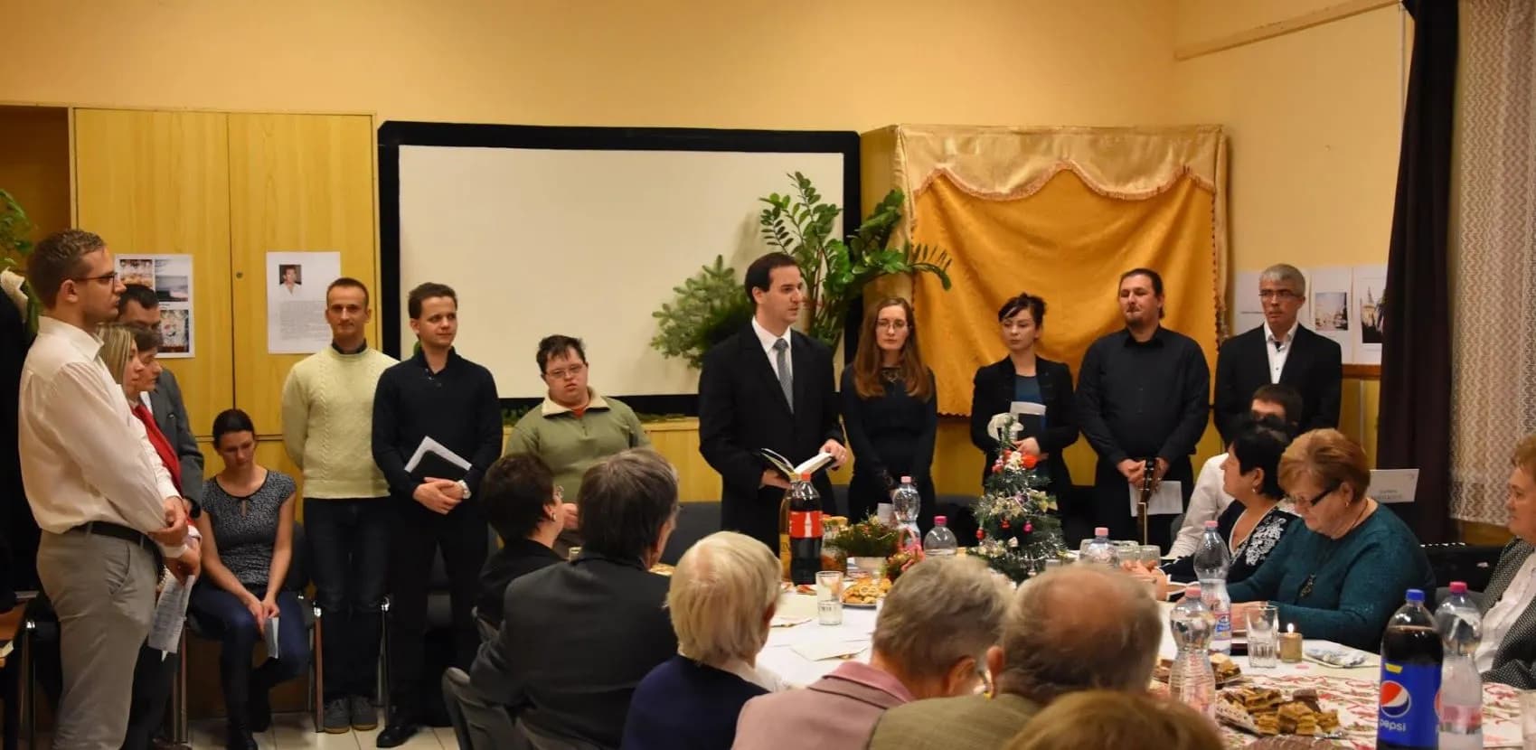 Fiatal felnőttek szolgálata a Nyíregyházi Szívklubban - 2018. december 12.