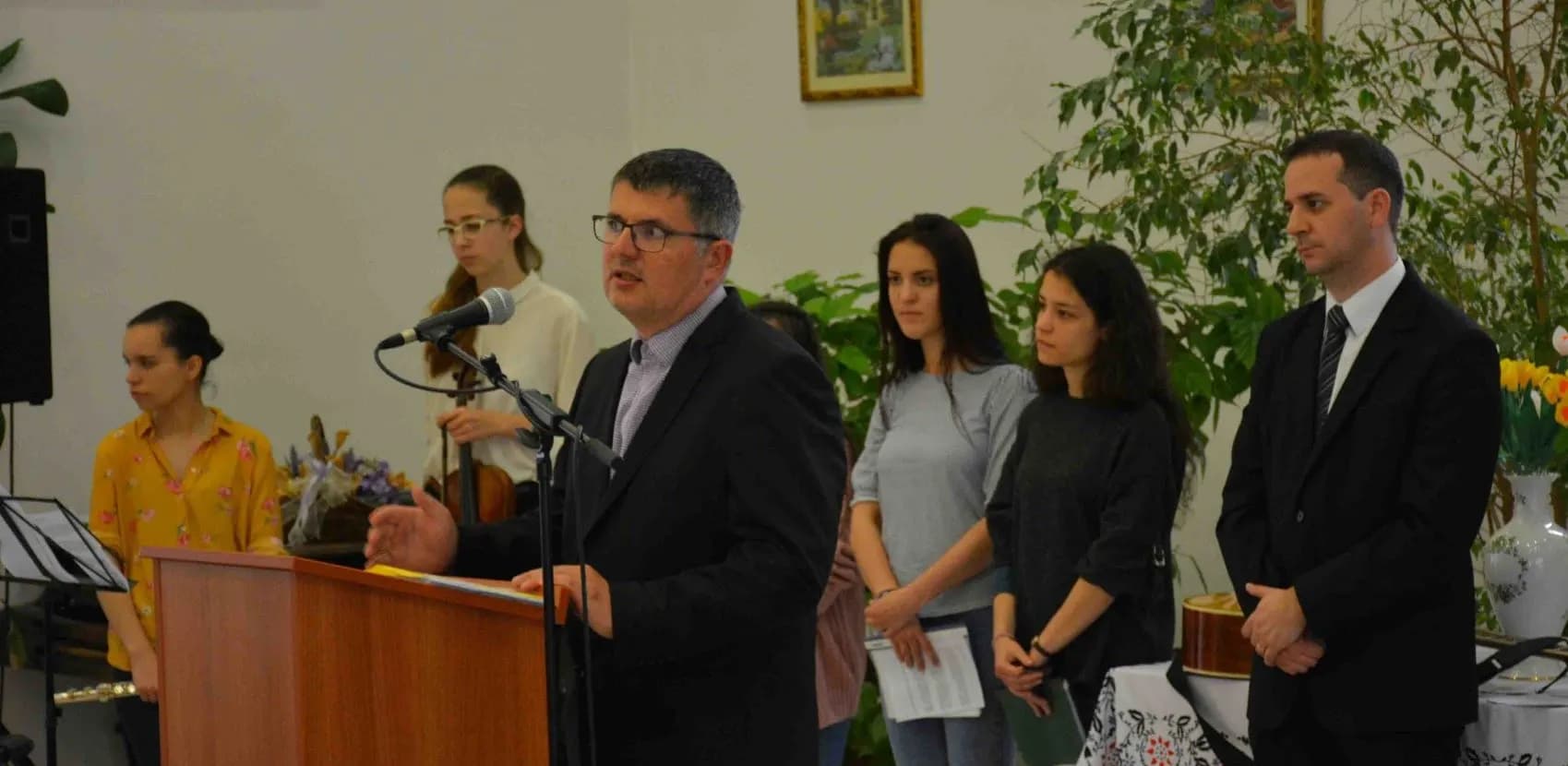 Vári Zoltán intézményvezető bizonyságtétele az Európa Rádióban - 2023. október 28.