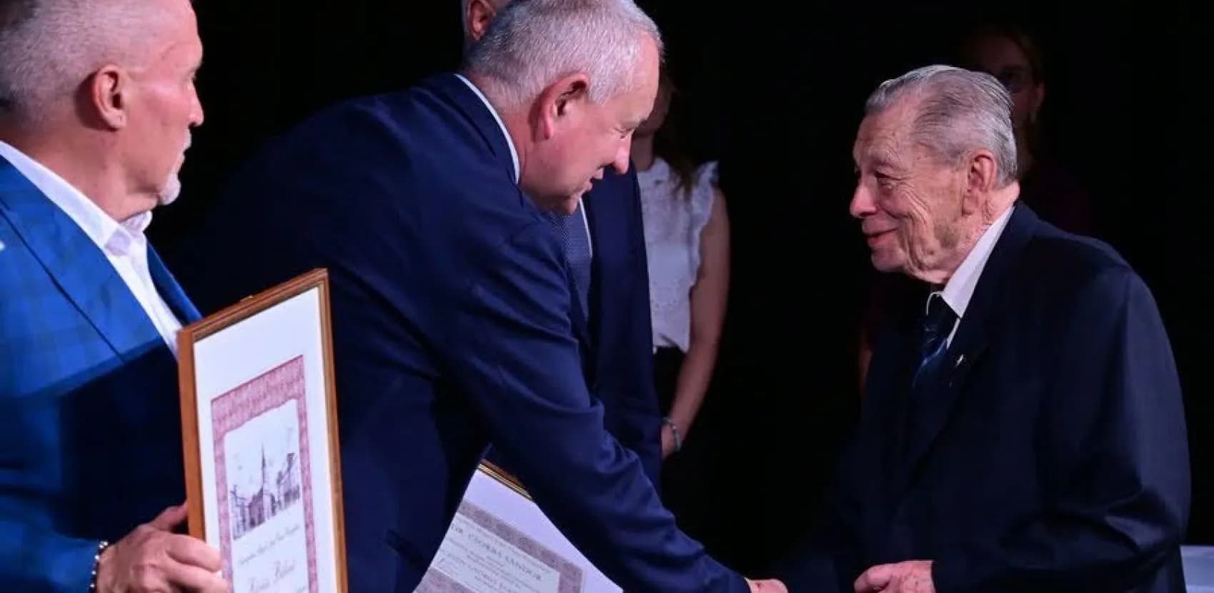 Életműdíjat kapott Dr. Csorba Sándor gyülekezetünk tagja