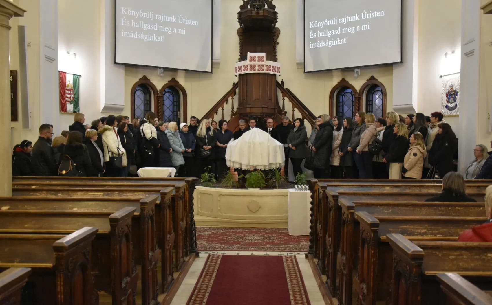 Közösen imádkoztunk az egészségügyben és a szociális ellátásban munkálkodókért