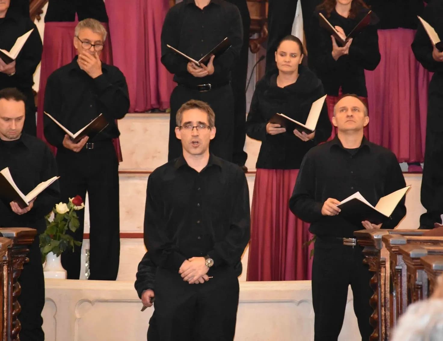 Nagypénteki istentisztelet a Cantemus Vegyeskar szolgálatával - VIDEÓ - Nyíregyháza-Városi Református Egyházközség, 2021. április 2.