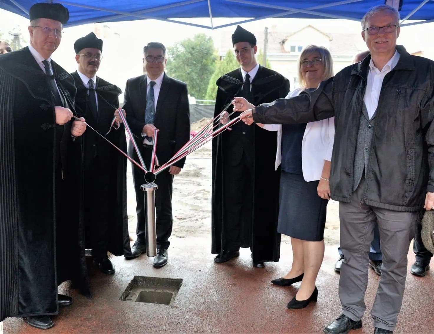 Megtörtént a Jókai Mór Református Általános Iskola új épületegységének alapkőletétele - Nyíregyháza-Városi Református Egyházközség, 2020. október 4.