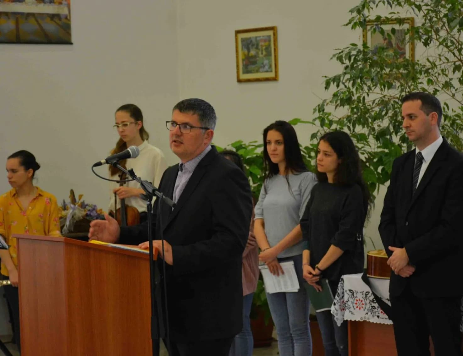 Vári Zoltán intézményvezető bizonyságtétele az Európa Rádióban - Nyíregyháza-Városi Református Egyházközség, 2023. október 28.