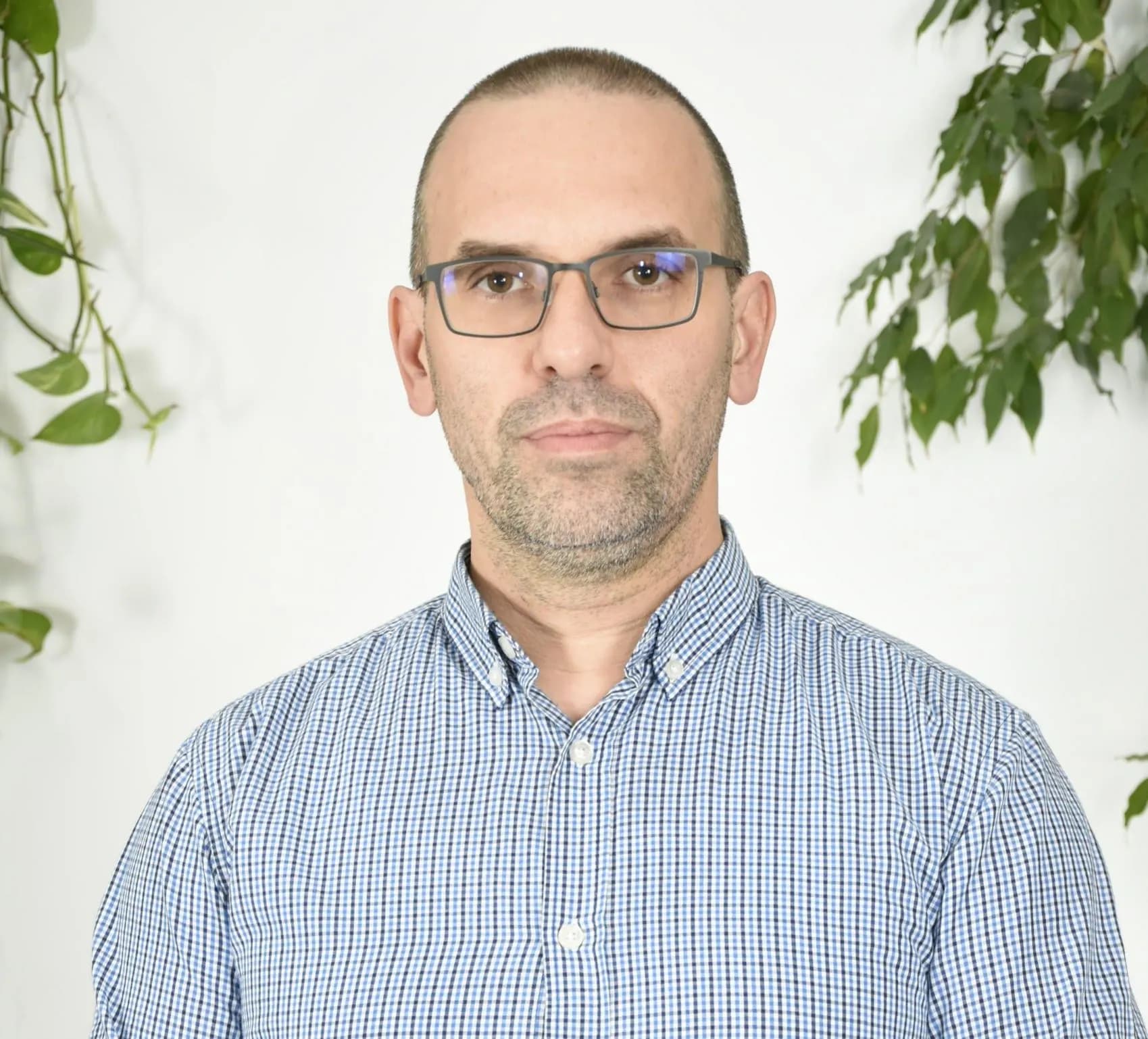 Dr. Zsíros László