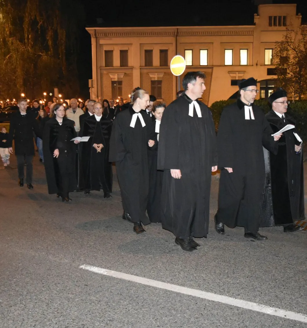 Fáklyás felvonulás és ünnepi istentisztelet a reformáció emléknapján