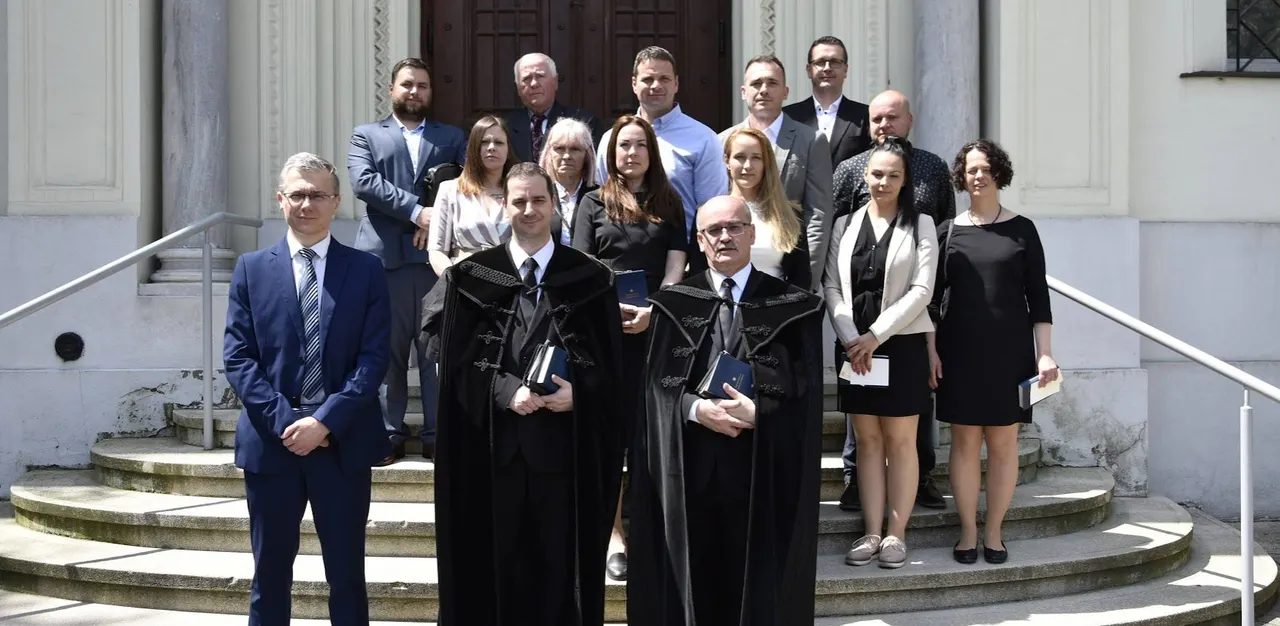 A kegyelemtől indulunk el az újjászületésig. - Felnőttek konfirmáltak gyülekezetünkben - 2023. május 22.