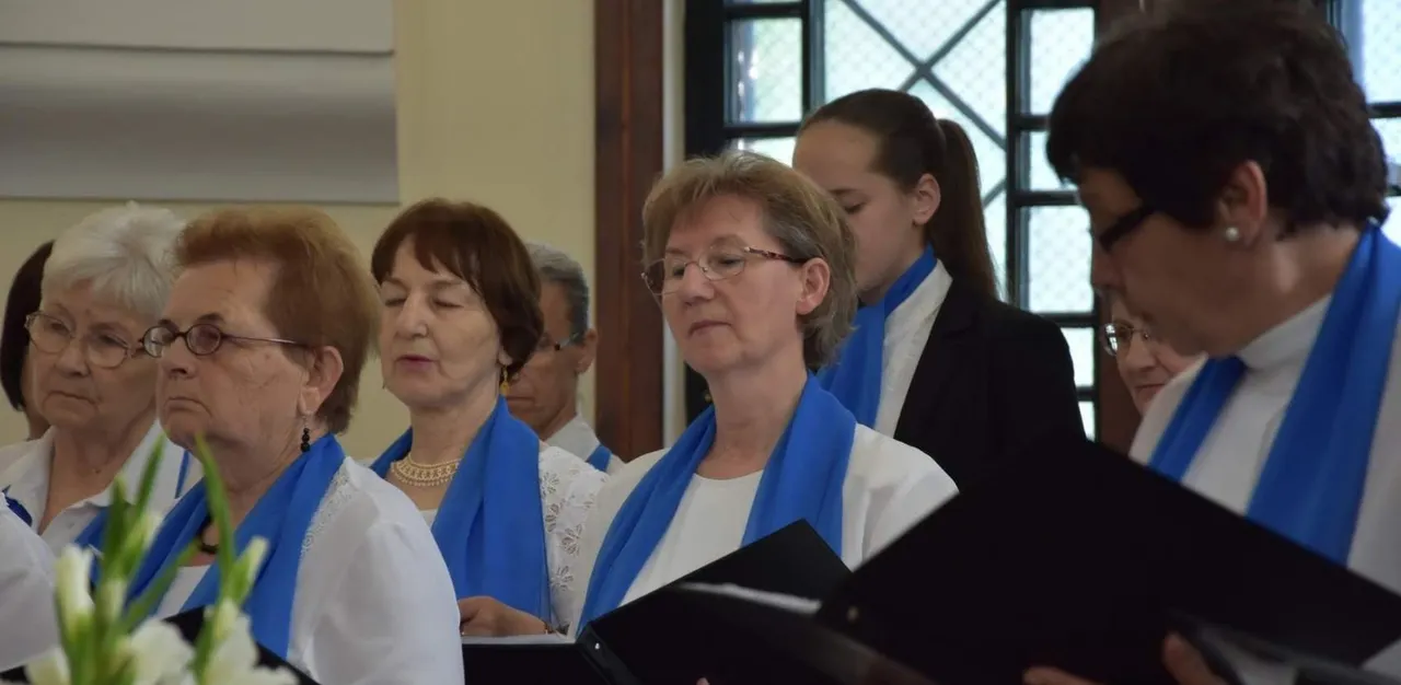 "Jövel Szentlélek Isten!" - Énekkarunk évzáró zenés áhítatot tartott - 2019. június 2.