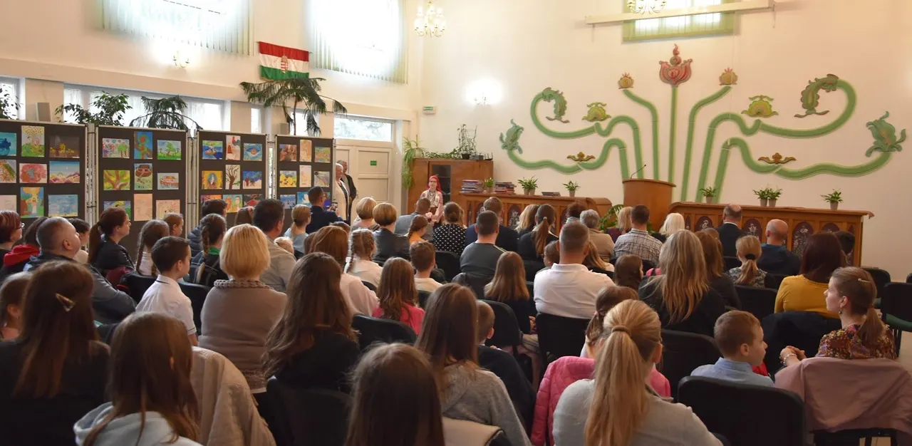 "Állatok a Bibliában" - rajzkiállítás