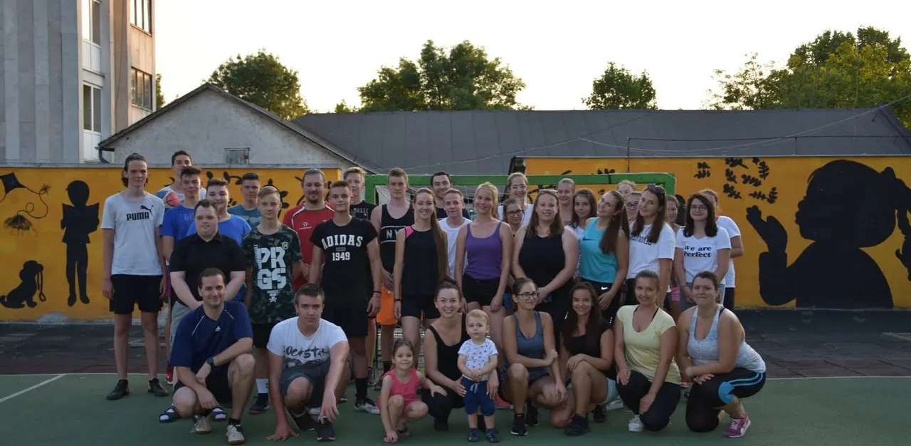 „Krisztus győztesekké tett minket...” - Ifjúsági sportnap a templom mellett - 2018. augusztus 10.