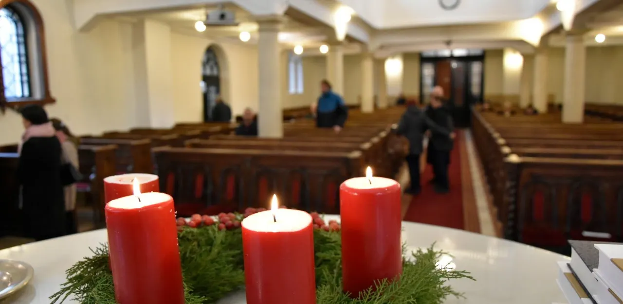 Felnőtt konfirmációs fogadalomtétel és keresztelés