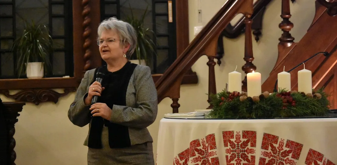 Szülők iskolája: Uzsalyné Pécsi Rita előadása