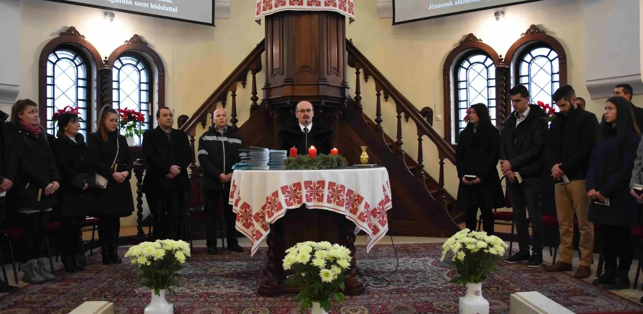 Nemes harcba indulni - Felnőttkonfirmáció advent harmadik vasárnapján - 2019. december 15.