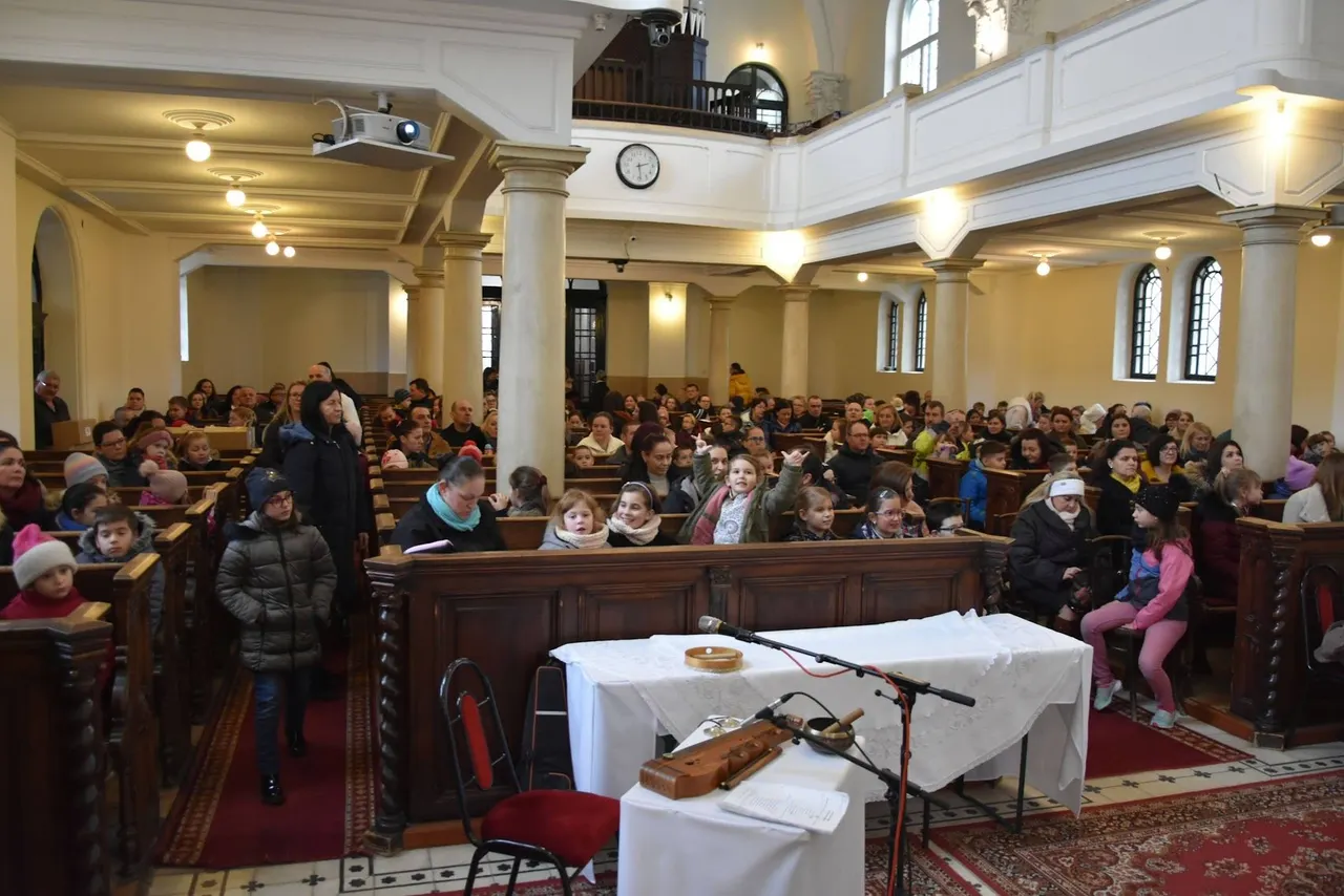 Bibliavasárnapi hittanos délután - 1. kép