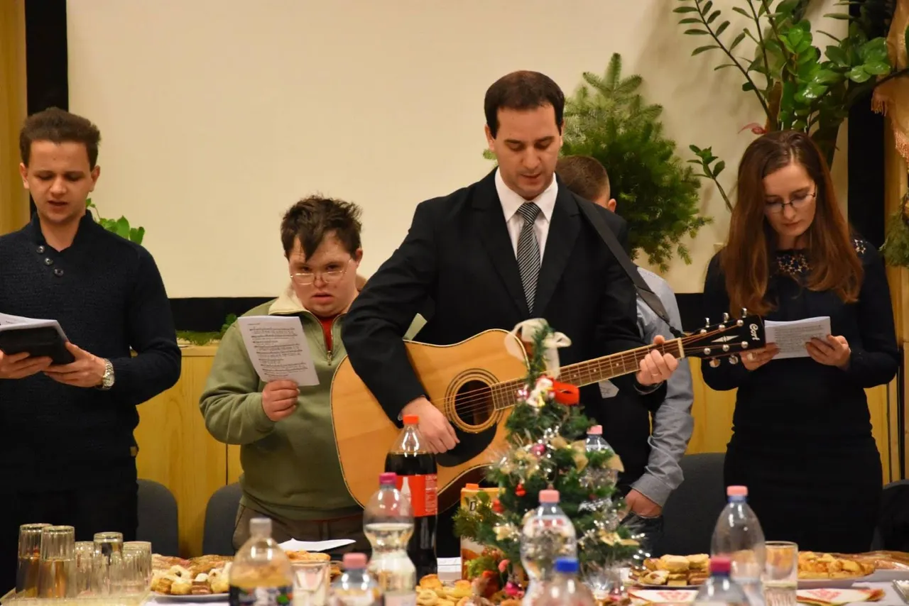 Szolgálat a Szívklubban - 3. kép