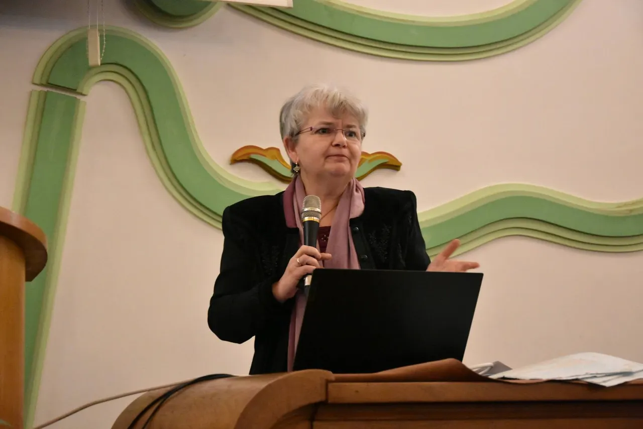 Szülők iskolája 3. óra - Pécsi Rita előadása - 3. kép