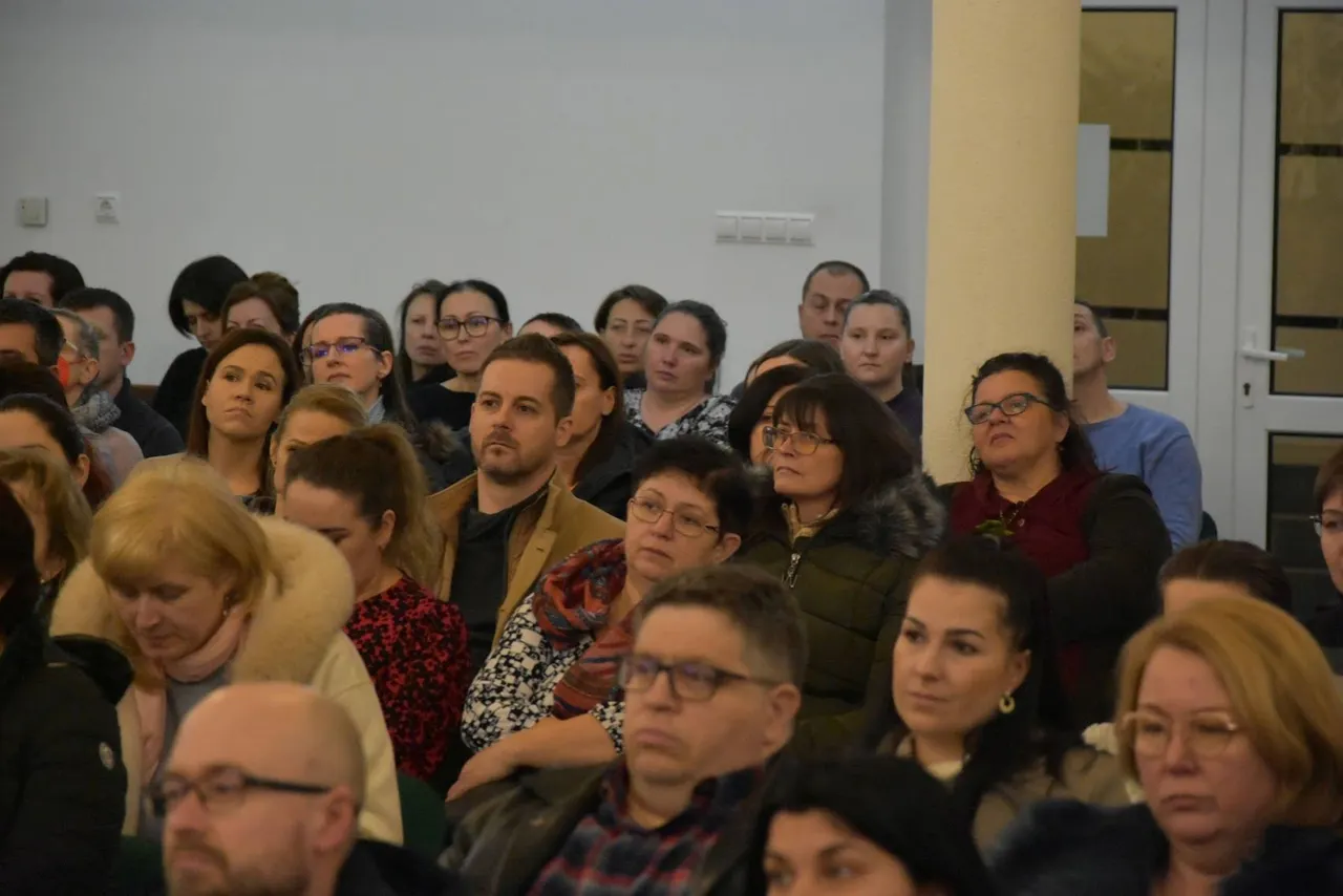 Szülők iskolája 3. óra - Pécsi Rita előadása - 19. kép