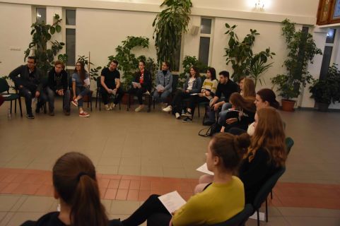 Ifjúsági bibliaórák Ifjúsági bibliaórák