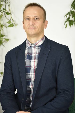 Szász Győző Szász Győző