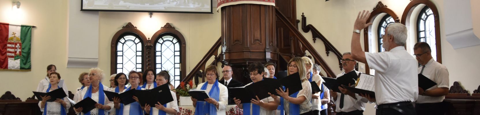 Új karvezetővel zárta évadát kórusunk